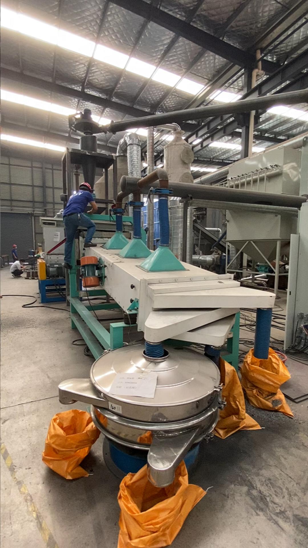 鋰電池回收是屬于一般廢棄物而非危險(xiǎn)廢棄物因此環(huán)保上是沒問題