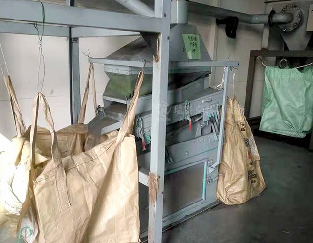 廢舊鋰電池回收設(shè)備走長(zhǎng)遠(yuǎn)的循環(huán)路線