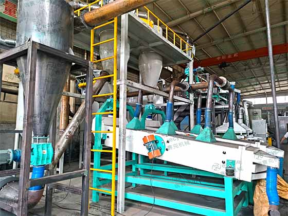 廢舊鋰電池拆解設(shè)備開始將廢電池進行價值升值化